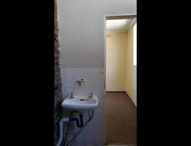 1 BEDROOM PROPERTY TO RENT IN LADYBRAND